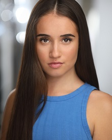 Anya Etuaté